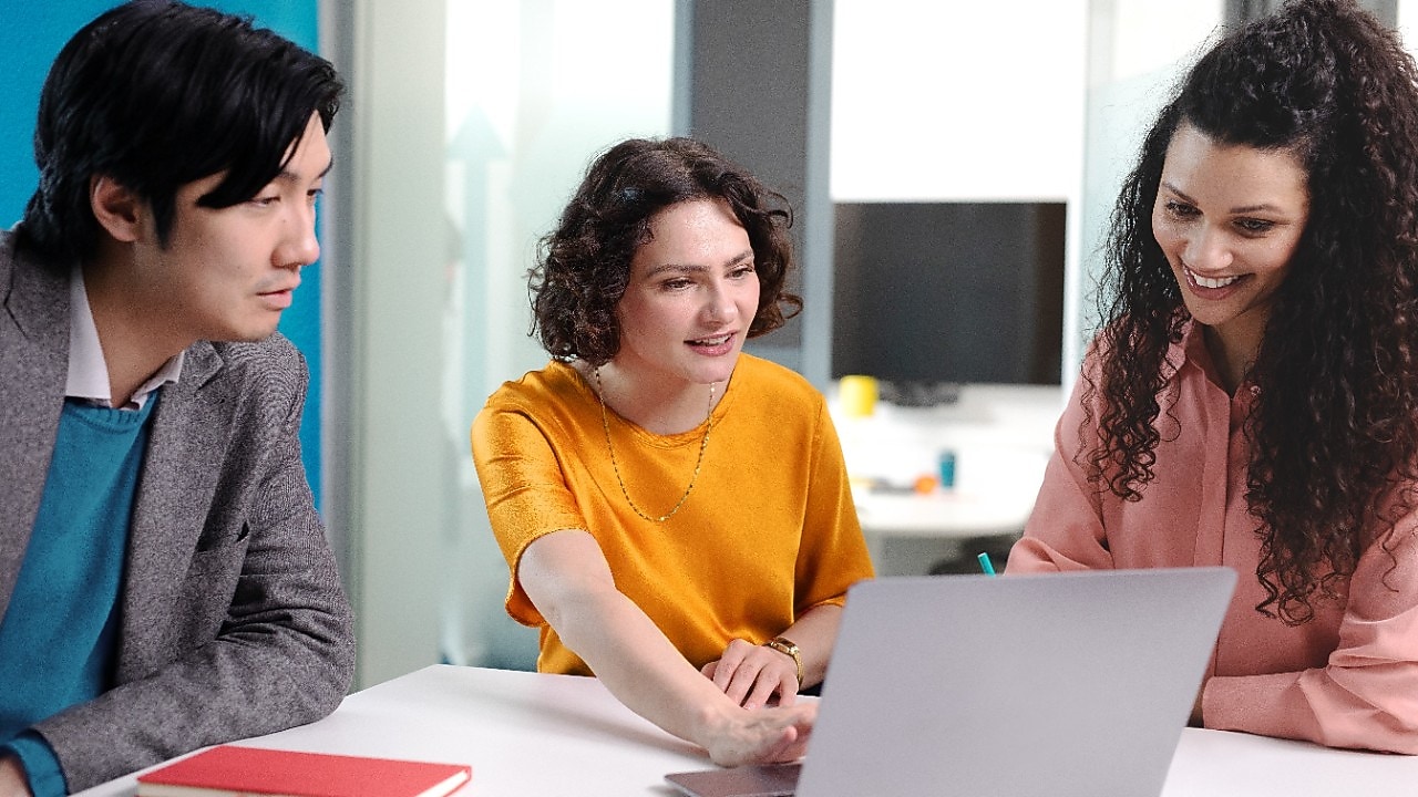 Za vprašanja, povezana s človeškimi viri, obiščite našo Kontakt Shell HR