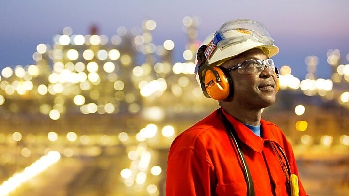 Zaposleni v obratu za utekočinjanje plina