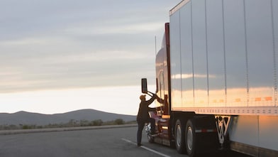 new brand platform ‘Progress At Every Turn’ for Shell Commercial Road Transport under the Sectors and Decarbonisation